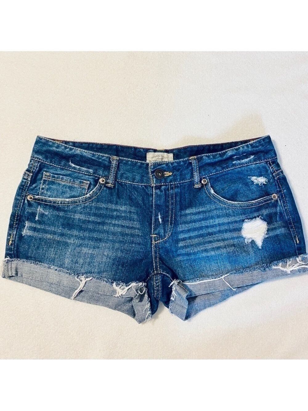 Aeropostale Low Rise Denim Distressed Cut Off Jean Shorts - Picture 2 of 16